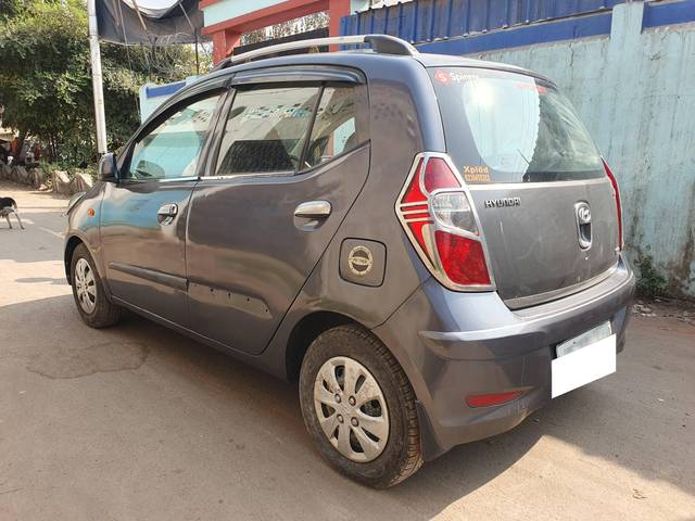 https://images10.gaadi.com/usedcar_image/4350819/original/processed_3eadd3e4ab40a3721653b9b45c1fe971.jpg?imwidth=6402