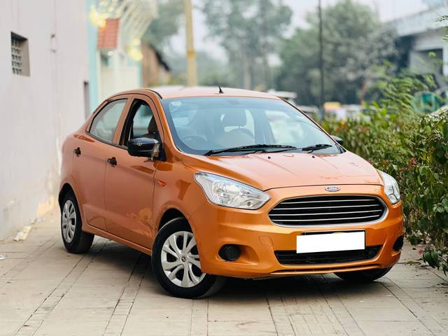 https://images10.gaadi.com/usedcar_image/4350842/original/processed_4fd2807cf5420ef7529682b7422bf6f5.jpg?imwidth=6400