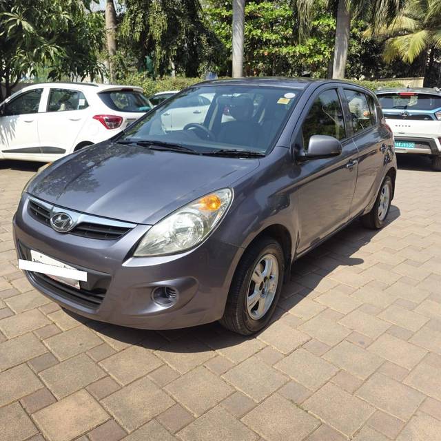 https://images10.gaadi.com/usedcar_image/4350843/original/processed_b0bbe754a5c6bd30ea9197c4d93fd9c0.jpg?imwidth=6400