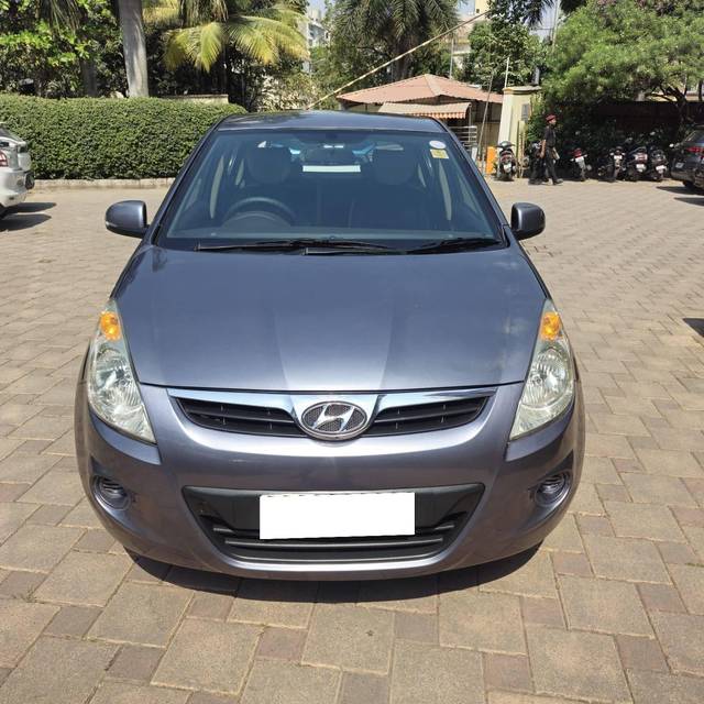 https://images10.gaadi.com/usedcar_image/4350843/original/processed_ea78d61dbf3b97ee0029e706fbf23ca6.jpg?imwidth=6401