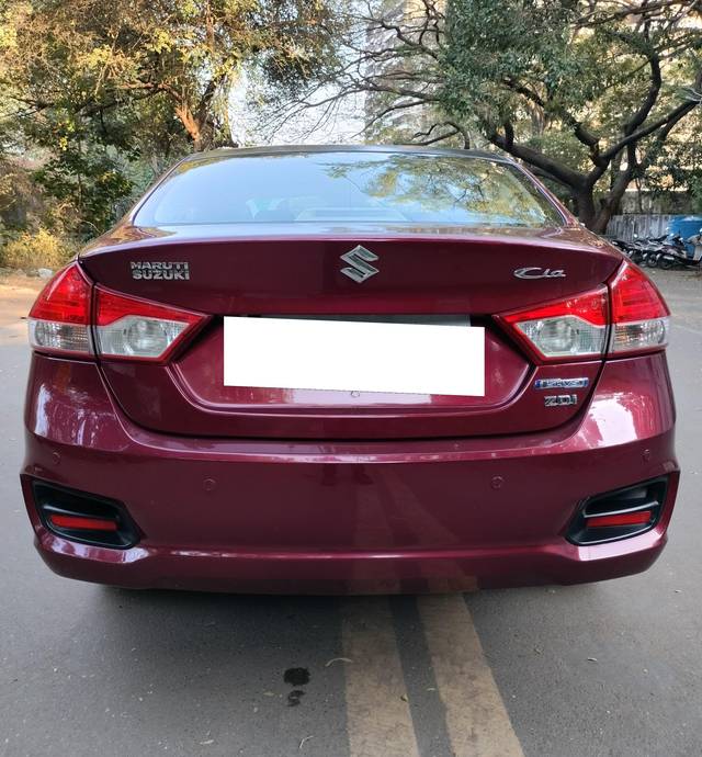 https://images10.gaadi.com/usedcar_image/4350917/original/processed_0664af2173e0cd022364e480fcdab128.jpg?imwidth=6401