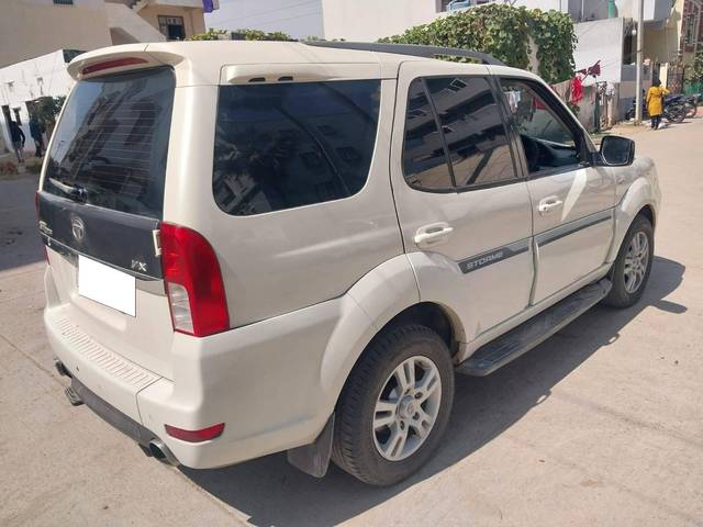 https://images10.gaadi.com/usedcar_image/4351000/original/processed_cc89e35b07f0bd5e240d7214cac52668.jpg?imwidth=6402