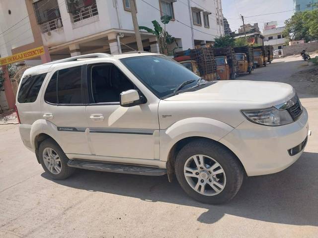 https://images10.gaadi.com/usedcar_image/4351000/original/processed_df2593b196bfa6022c7a6bd6c8285409.jpg?imwidth=6400