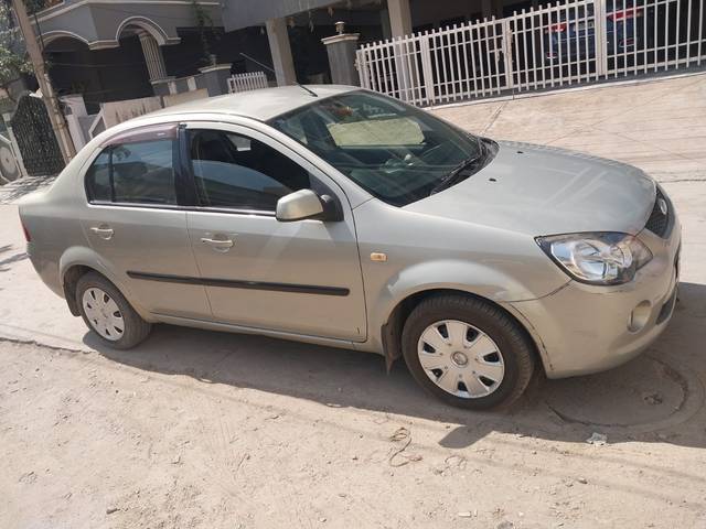 https://images10.gaadi.com/usedcar_image/4351010/original/960d3948dd8c363c474f3e59565d7b91.jpg?imwidth=6400