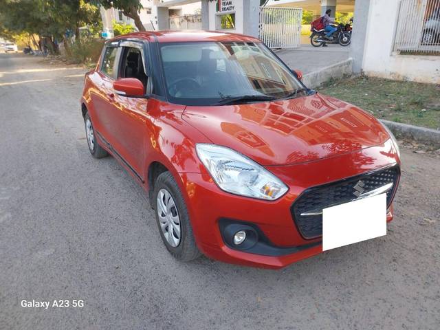 https://images10.gaadi.com/usedcar_image/4351060/original/processed_f921fb0d200d7de8ec1aa84878d4ddf2.jpg?imwidth=6400