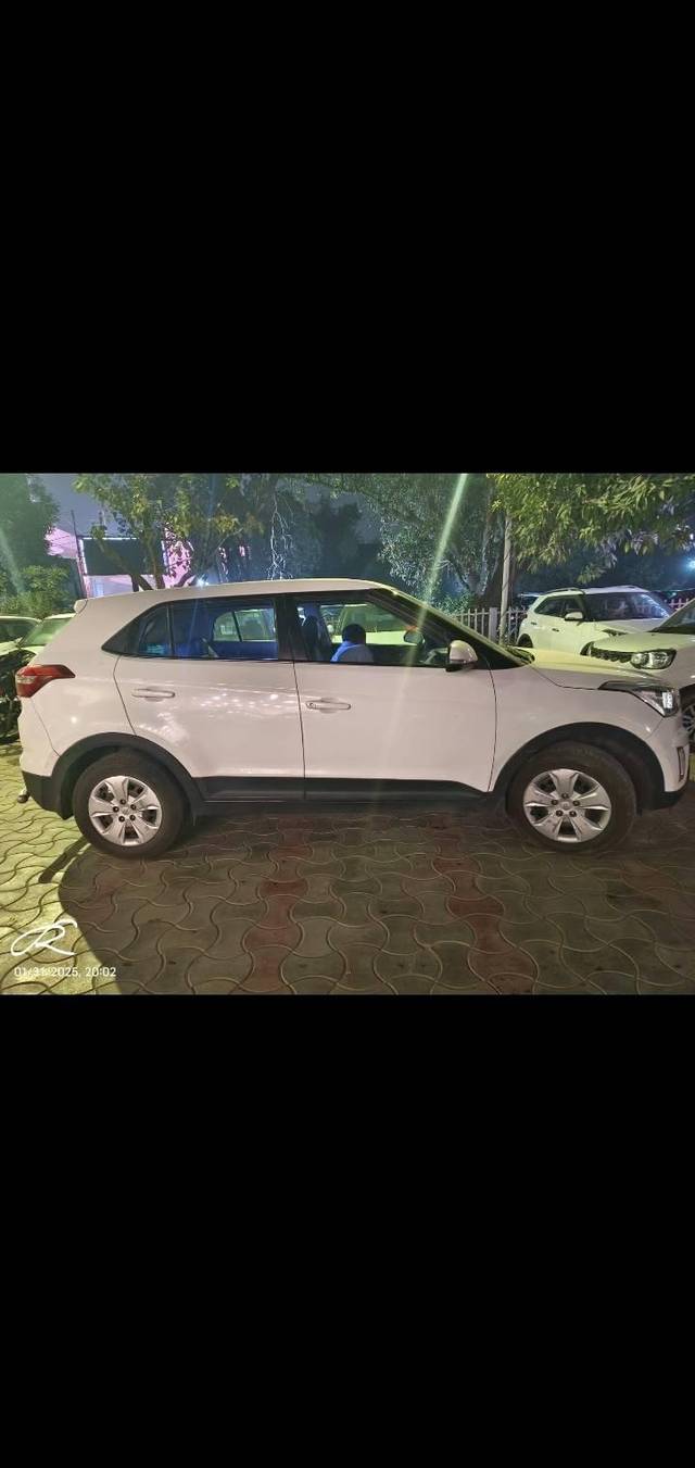 https://images10.gaadi.com/usedcar_image/4351186/original/processed_d087cc5eaeaf7d45376ccbb966f66df5.jpg?imwidth=6402