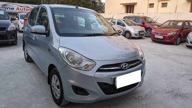 https://images10.gaadi.com/usedcar_image/4351341/original/processed_890748b4bd7445cd170766b63b31f57f.jpg?imwidth=6400