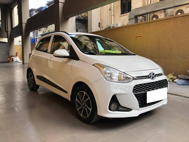 https://images10.gaadi.com/usedcar_image/4351393/original/processed_d1355c06c40a211b2eb5a55b90749733.jpg?imwidth=6400