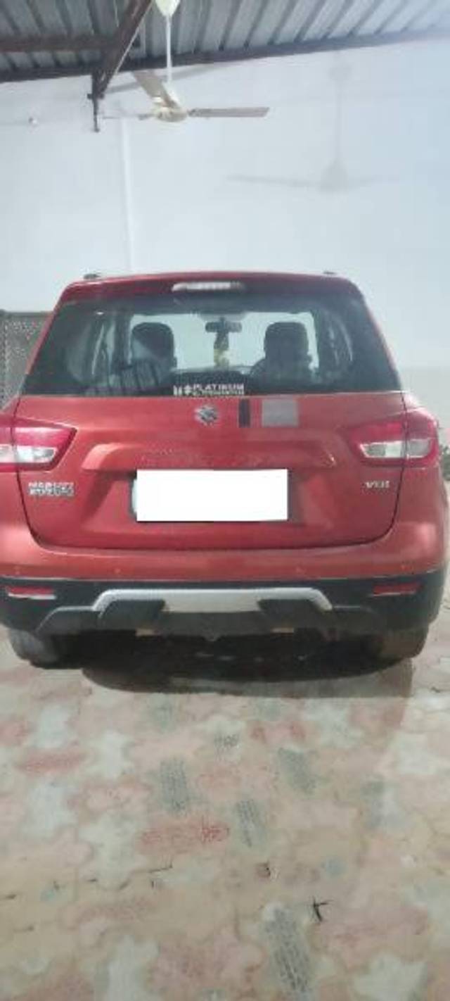 https://images10.gaadi.com/usedcar_image/4351511/original/processed_4672217a-08de-47e2-b592-64b69e3b82dc.jpg?imwidth=6400