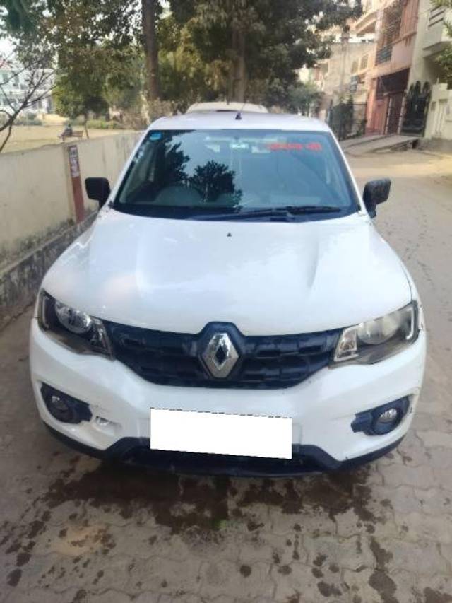 https://images10.gaadi.com/usedcar_image/4351867/original/processed_d2e20cd0-3f01-43af-a1c8-400653dd1c34.jpg?imwidth=6402