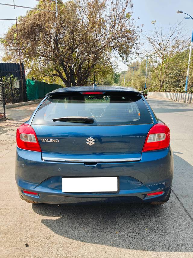 https://images10.gaadi.com/usedcar_image/4351885/original/processed_5266eb1458c3a8bd977aa69e03bb77c4.jpg?imwidth=6401