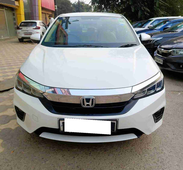 https://images10.gaadi.com/usedcar_image/4352011/original/processed_c4a0904335ff52458292d830b7865ed7.png?imwidth=6402