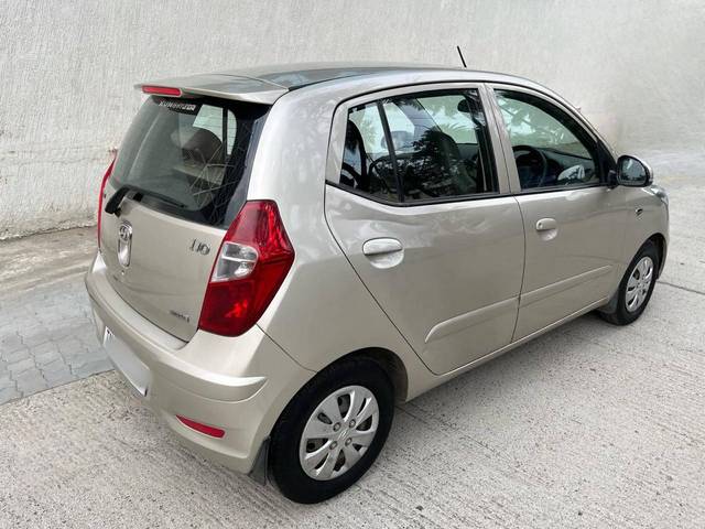 https://images10.gaadi.com/usedcar_image/4352021/original/processed_b1c612b9a04f5dfe7c53a469f6184e58.jpg?imwidth=6401