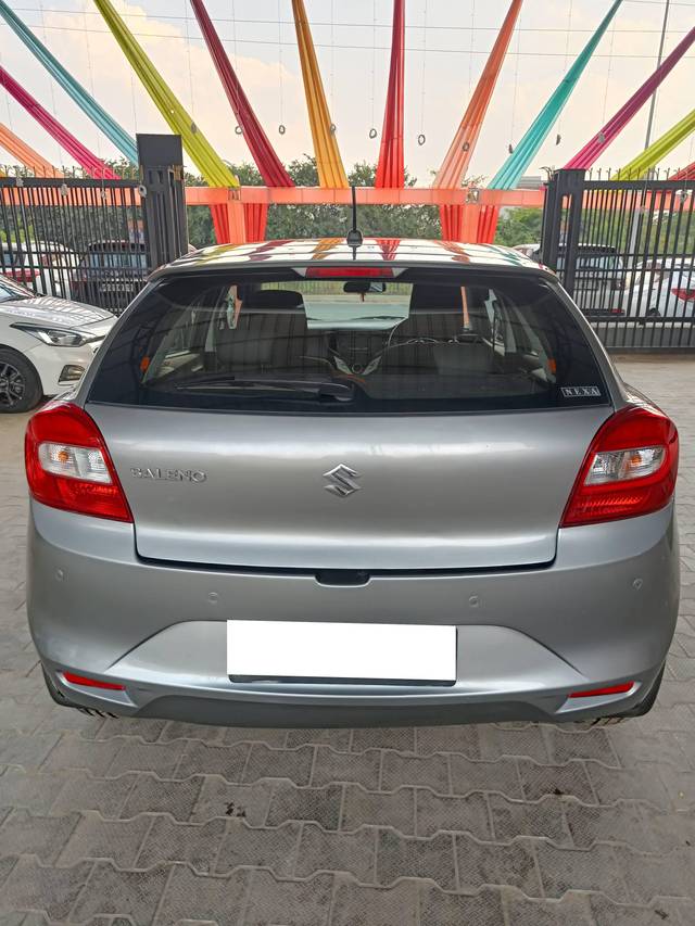 https://images10.gaadi.com/usedcar_image/4352092/original/processed_09063369f5c39f4e18a3baa1644d0498.jpg?imwidth=6401