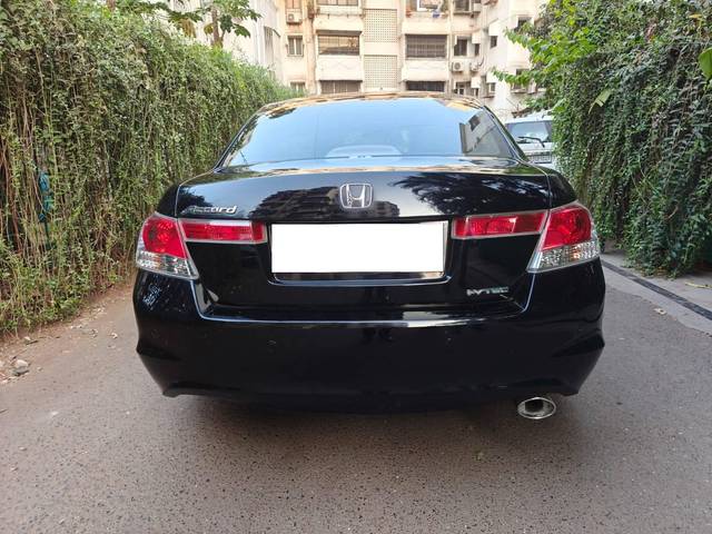 https://images10.gaadi.com/usedcar_image/4352094/original/processed_2dfb07bb5197d808258df49d8e4a815e.jpeg?imwidth=6401