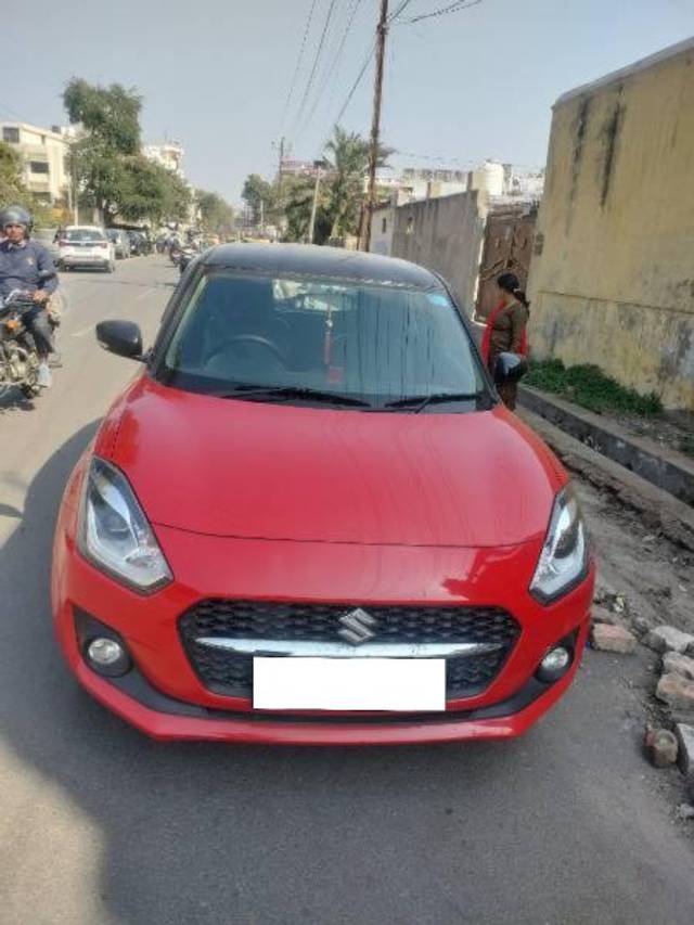 https://images10.gaadi.com/usedcar_image/4352100/original/processed_5e32e4b9-cebc-41ef-be46-9025548cad17.jpg?imwidth=6400