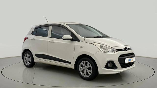 https://images10.gaadi.com/usedcar_image/4352108/original/cdf4cd6fde3bb8236897bfe49b5f3511.jpg?imwidth=6400