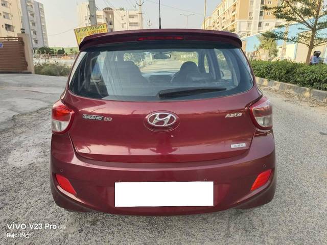 https://images10.gaadi.com/usedcar_image/4352117/original/processed_9060502a3db7aaf96ab706df663a10e2.jpg?imwidth=6402