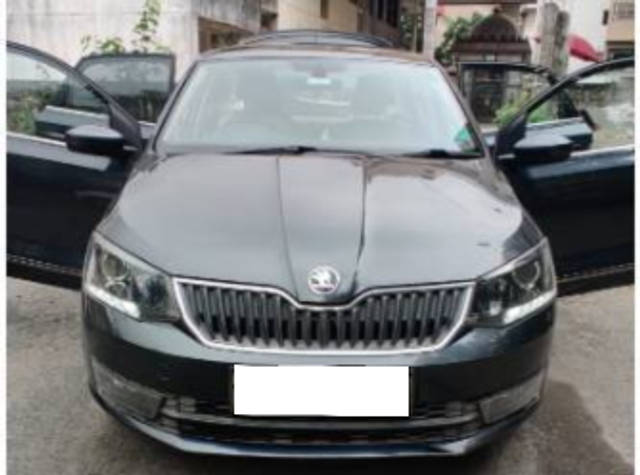 https://images10.gaadi.com/usedcar_image/4352130/original/processed_cc0c4dbe-8d48-4889-a575-216ae0f251e8.png?imwidth=6400