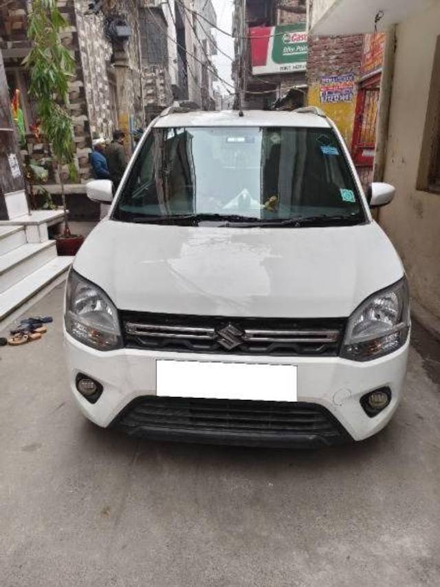 https://images10.gaadi.com/usedcar_image/4352141/original/42cff15cfb3ee0ddc5b55b8b7a20ee67.jpg?imwidth=6400