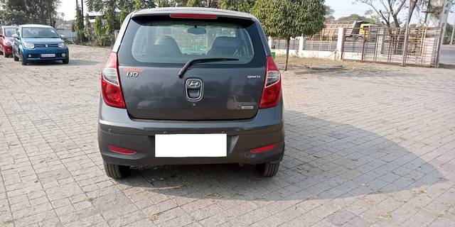 https://images10.gaadi.com/usedcar_image/4352165/original/processed_bffe692d4c06c6c81e44be412f841111.jpg?imwidth=6402