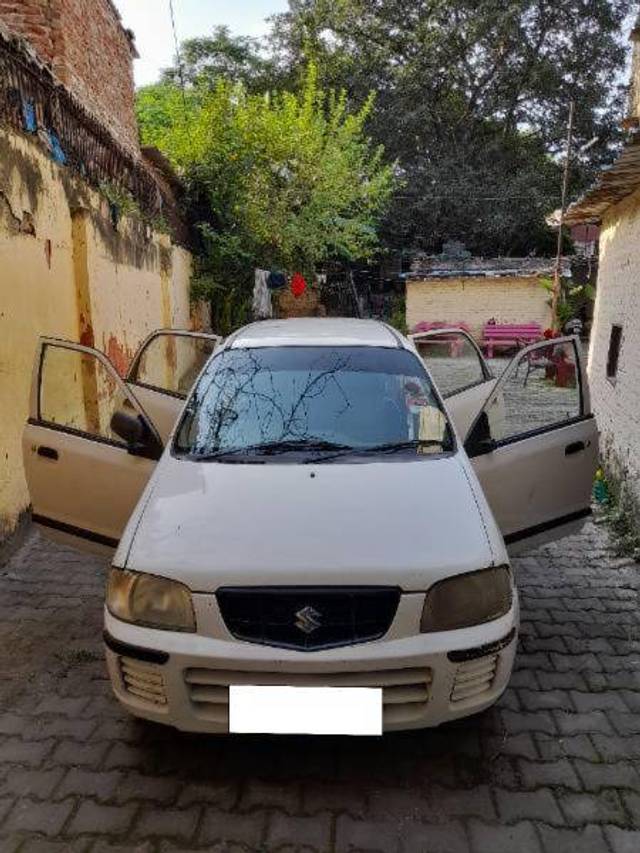 https://images10.gaadi.com/usedcar_image/4352270/original/782fc6983b1dad3613b5a7133b2a8520.jpg?imwidth=6400