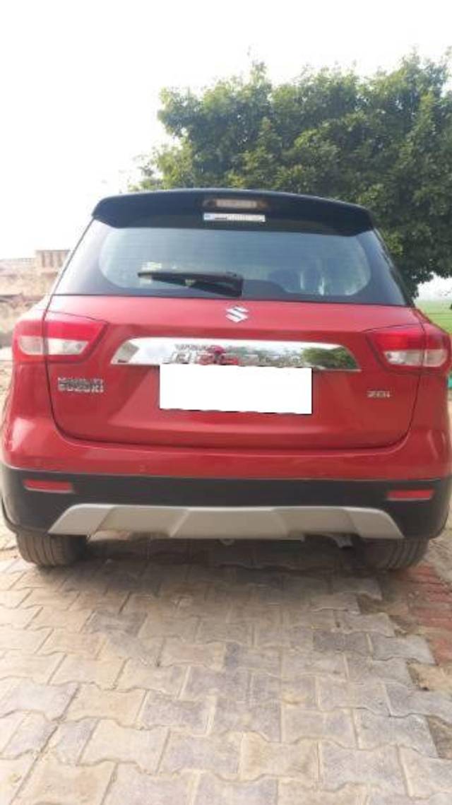 https://images10.gaadi.com/usedcar_image/4352292/original/processed_f10c1a2b-c3eb-4fa0-8899-5adb102513bb.jpg?imwidth=6402