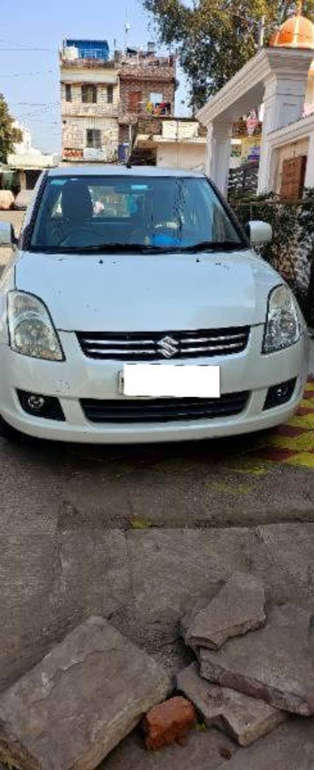 https://images10.gaadi.com/usedcar_image/4352323/original/processed_076233d9-4a62-4e62-a289-a742e981cc5a.jpg?imwidth=6400