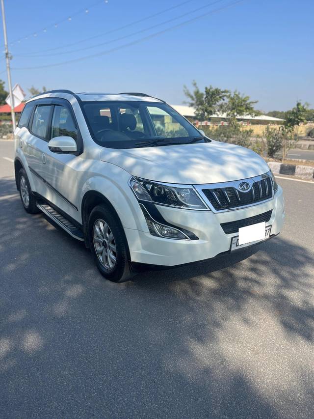 https://images10.gaadi.com/usedcar_image/4352343/original/processed_79b0c0e19f7df57d86dcfa8625c77545.jpg?imwidth=6400