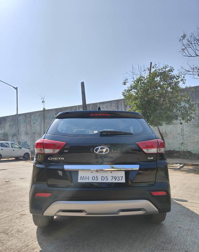 https://images10.gaadi.com/usedcar_image/4352419/original/processed_005be3a83c118cc197cb48f7278a889a.jpg?imwidth=6402