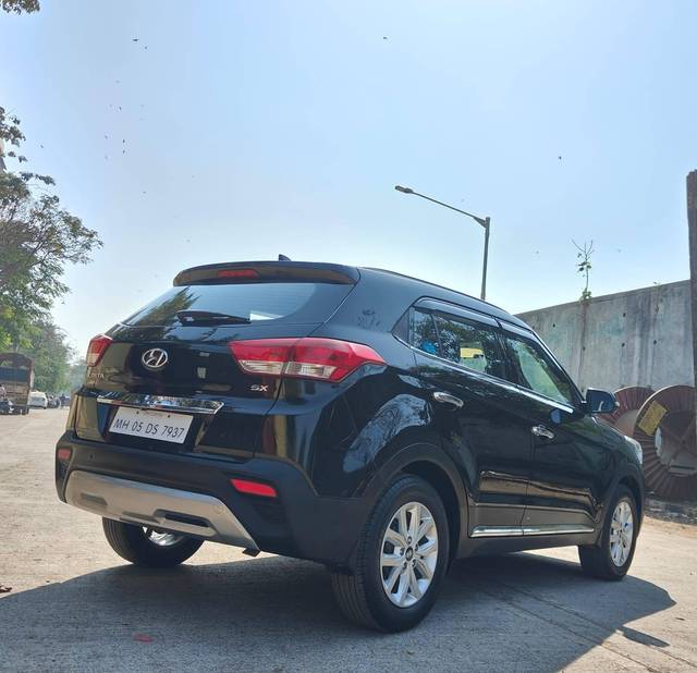 https://images10.gaadi.com/usedcar_image/4352419/original/processed_8ea97174a04cc3010c7522a50c057c2f.jpg?imwidth=6402
