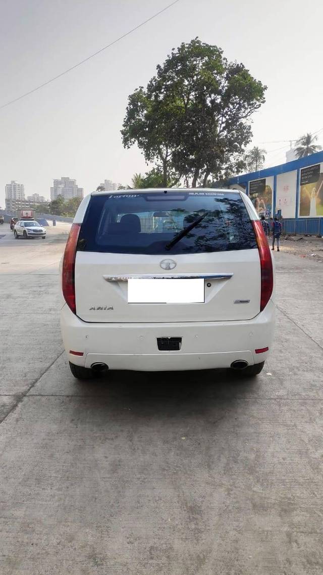 https://images10.gaadi.com/usedcar_image/4352508/original/processed_8e6e0203aa0d6ba51562242e7855b050.jpg?imwidth=6402