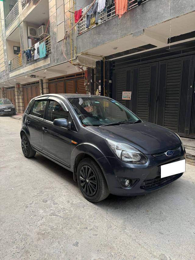 https://images10.gaadi.com/usedcar_image/4352645/original/processed_c71337d4d7a8093781950199e68e56fe.jpg?imwidth=6400