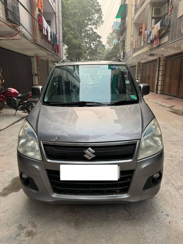 https://images10.gaadi.com/usedcar_image/4352656/original/processed_3bd2ca4d481563581d1fc52318588156.jpg?imwidth=6402