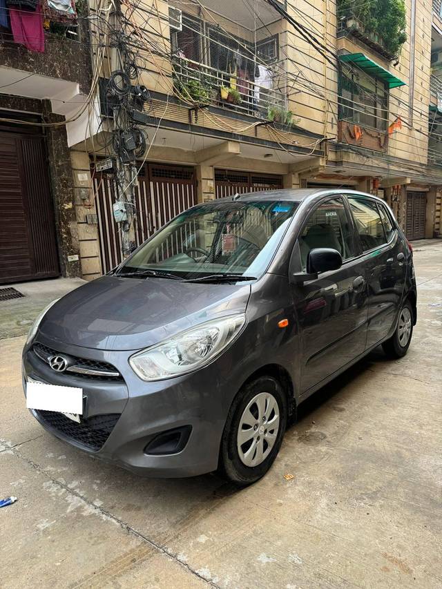 https://images10.gaadi.com/usedcar_image/4352662/original/processed_5b9c0355b2328b4301edd60712f762f9.jpg?imwidth=6401