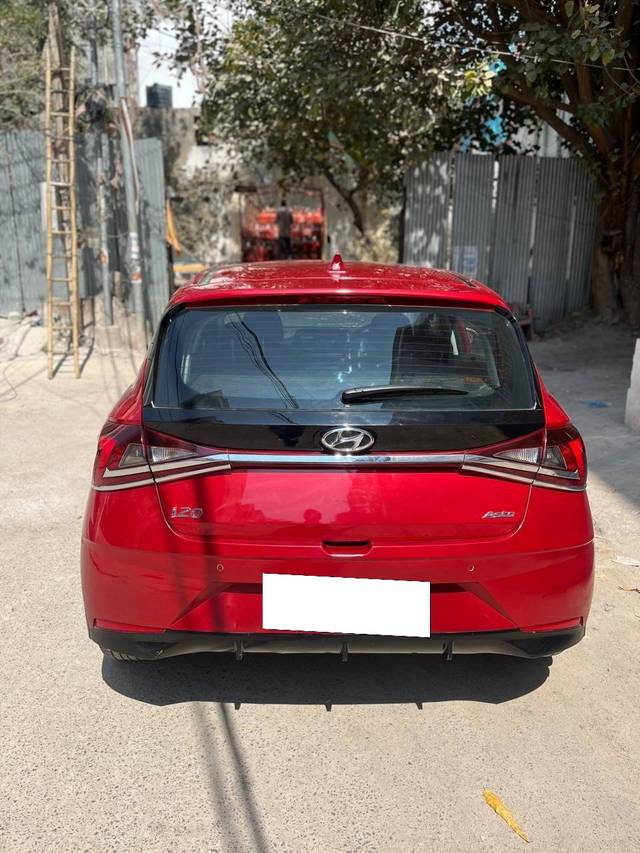 https://images10.gaadi.com/usedcar_image/4352664/original/processed_c8a5a26ec14efbb4fc0575d061904502.jpg?imwidth=6401