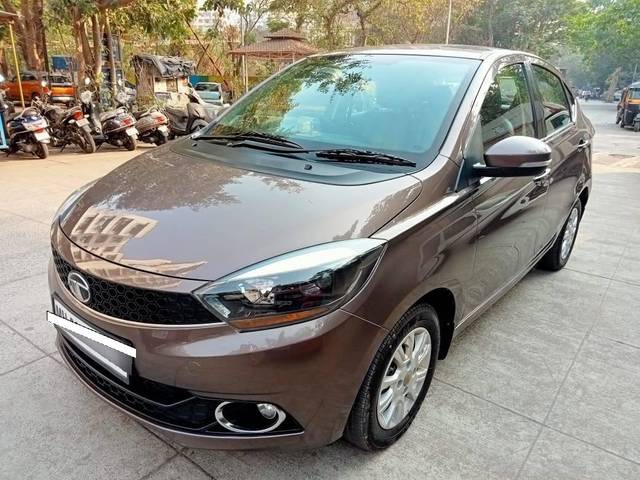 https://images10.gaadi.com/usedcar_image/4352780/original/processed_0c779830be053dfcbf6dc51f7b5ac047.jpeg?imwidth=6400