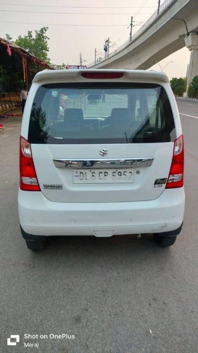 https://images10.gaadi.com/usedcar_image/4352787/original/processed_82795c4f9c38dca2d25664e2098de708.jpg?imwidth=6402