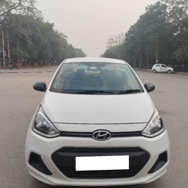 https://images10.gaadi.com/usedcar_image/4352808/original/1e292fd871130b0e819298530cccf20e.jpg?imwidth=6400