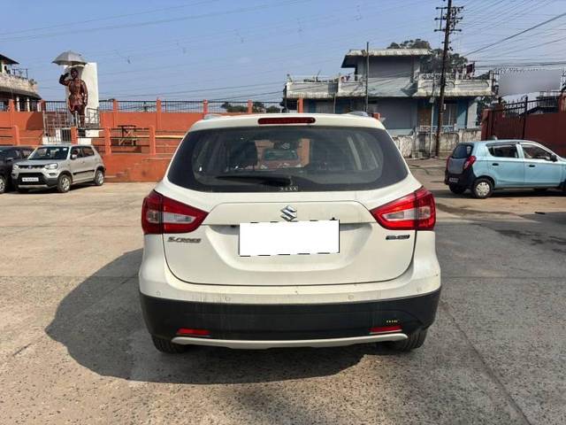 https://images10.gaadi.com/usedcar_image/4352834/original/processed_99fd7cfc-ed79-48f7-8b09-8e154f43b9de.jpg?imwidth=6401