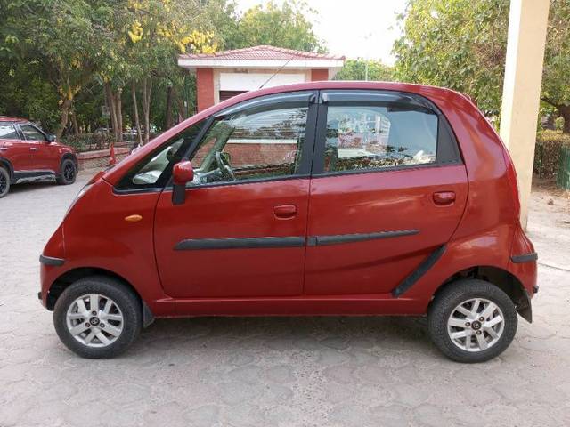 https://images10.gaadi.com/usedcar_image/4352844/original/048bfa61d91abc2403d0599442881e14.jpg?imwidth=6402