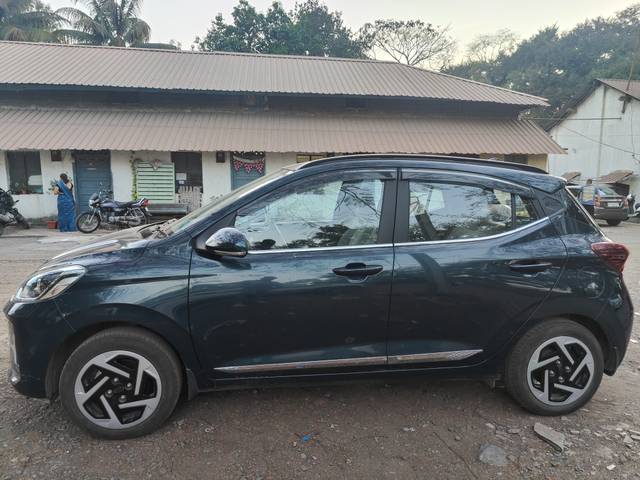 https://images10.gaadi.com/usedcar_image/4352866/original/48780fc1668de07861fb41041e253903.jpg?imwidth=6402