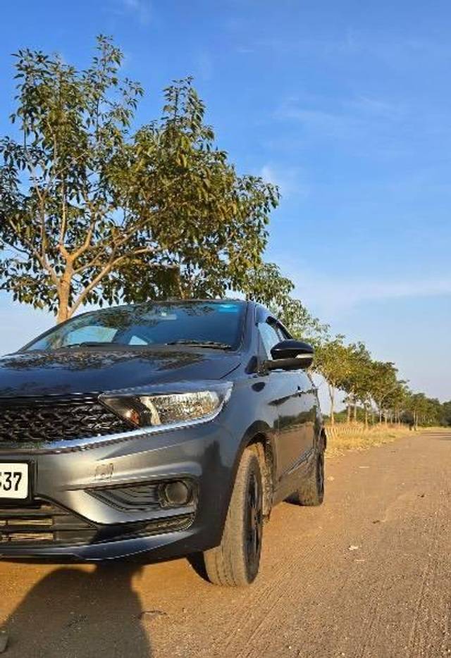 https://images10.gaadi.com/usedcar_image/4352911/original/processed_71bc5d97-37df-41fd-8bcc-aba7126d7b53.jpeg?imwidth=6400