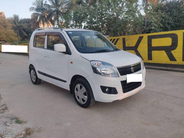 https://images10.gaadi.com/usedcar_image/4352953/original/processed_4d44274d0bdcdc53c83fa85cd8c1b895.jpg?imwidth=6400