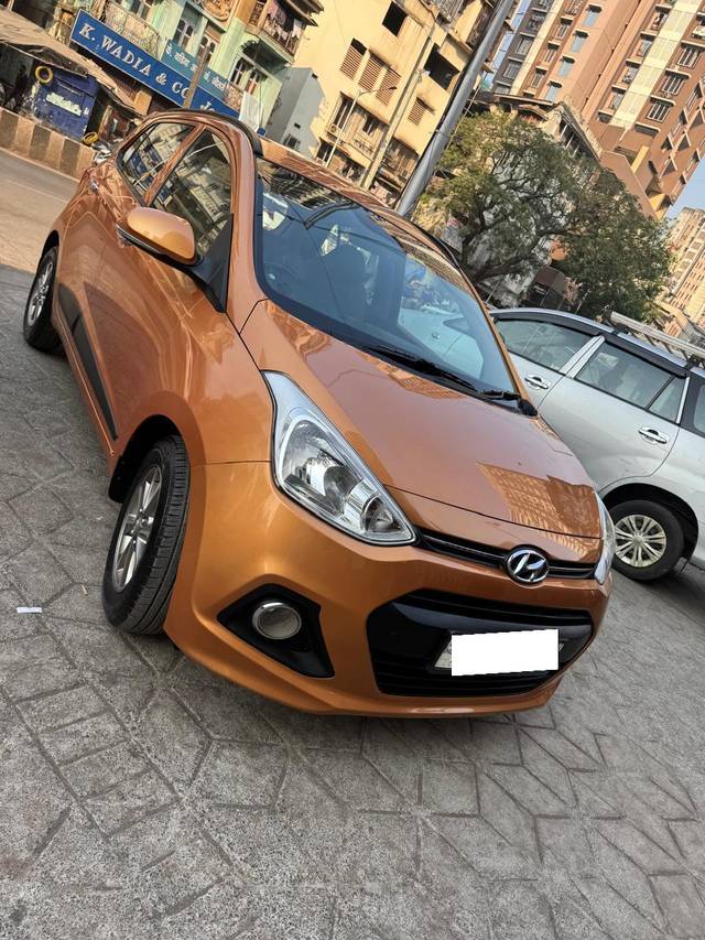 https://images10.gaadi.com/usedcar_image/4352954/original/processed_4a66fdbe614f81bca7389a42fc40fbad.jpg?imwidth=6400