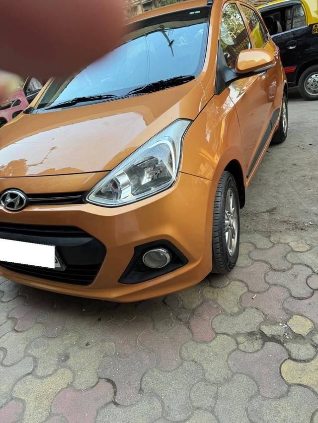 https://images10.gaadi.com/usedcar_image/4352954/original/processed_b37021c95fbdcc7aa73216cb3f722944.jpg?imwidth=6402