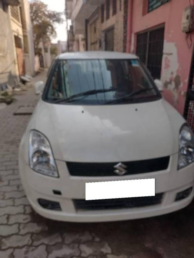 https://images10.gaadi.com/usedcar_image/4353103/original/processed_8e112b99-be39-4e07-844c-37704807a485.jpg?imwidth=6401