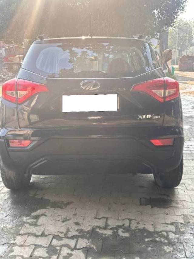 https://images10.gaadi.com/usedcar_image/4353165/original/processed_316b5434-7b71-4fa8-8882-f329b574d3d4.jpeg?imwidth=6401