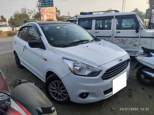 https://images10.gaadi.com/usedcar_image/4353169/original/processed_cbf5be81-7e1f-4d0b-ab31-ea25927ea818.jpg?imwidth=6400