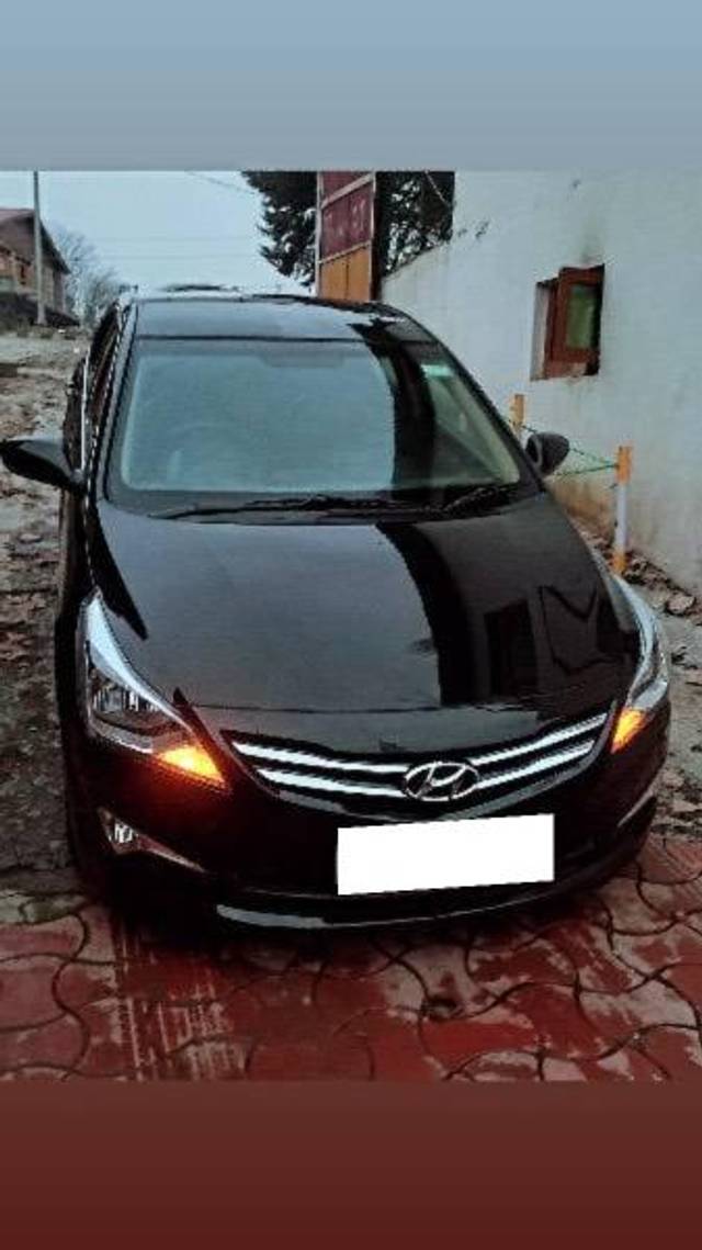 https://images10.gaadi.com/usedcar_image/4353265/original/processed_4c27176d-59f9-4d99-95ae-a3a591df0c75.jpeg?imwidth=6400